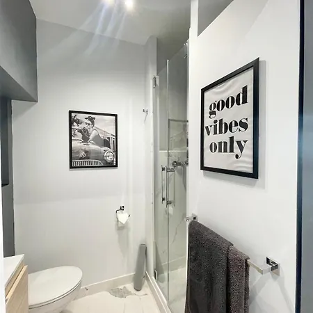 Διαμέρισμα Charming Studette With Balcony Paris La Defense Puteaux