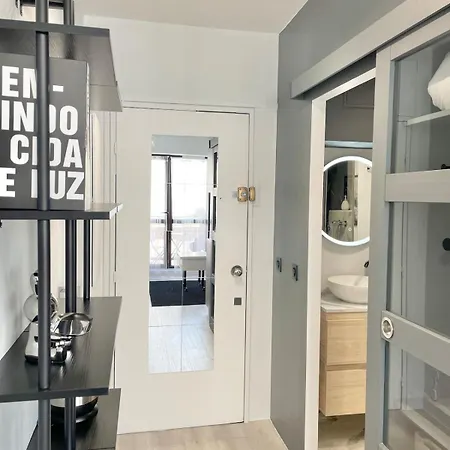 Charming Studette With Balcony Paris La Defense Διαμέρισμα Puteaux